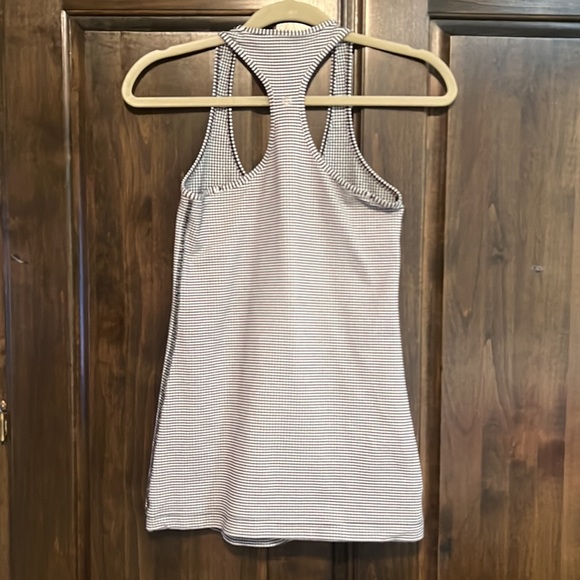 Lululemon Cool Racerback size 6 - Picture 4 of 4